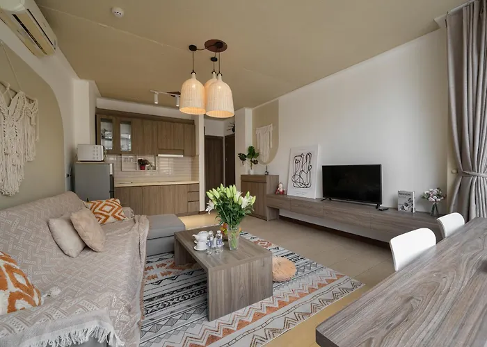 Luxe Paradise Residence 80 Tu Hoa