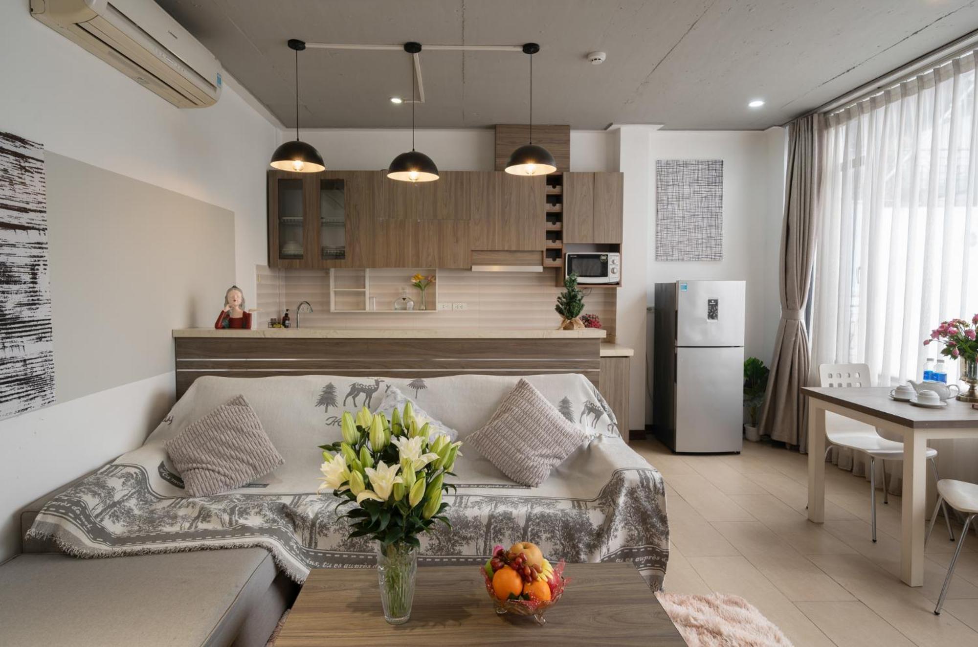 Apartment Luxe Paradise 80 Tu Hoa Hanoi