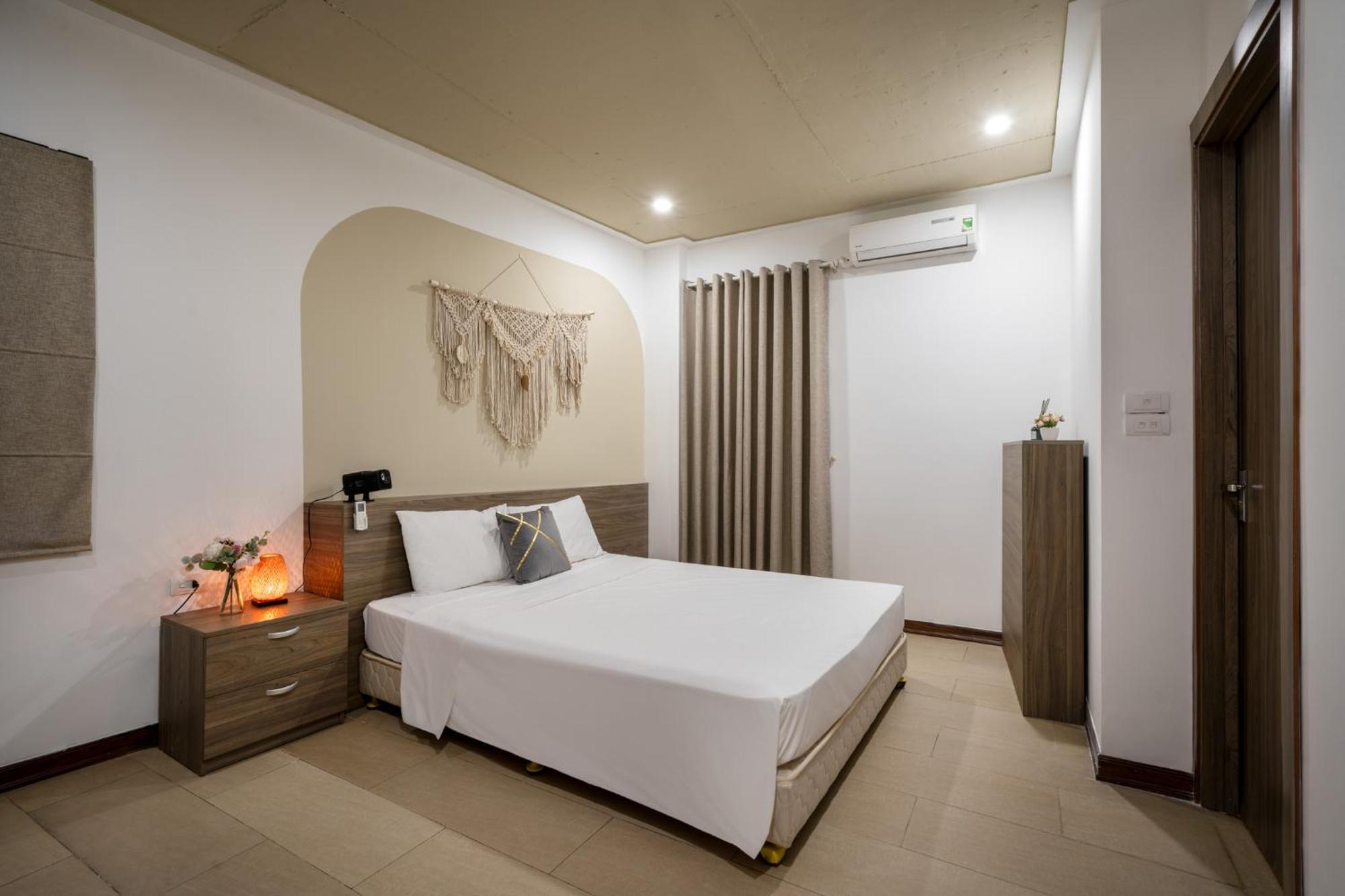 Luxe Paradise 80 Tu Hoa Apartment *